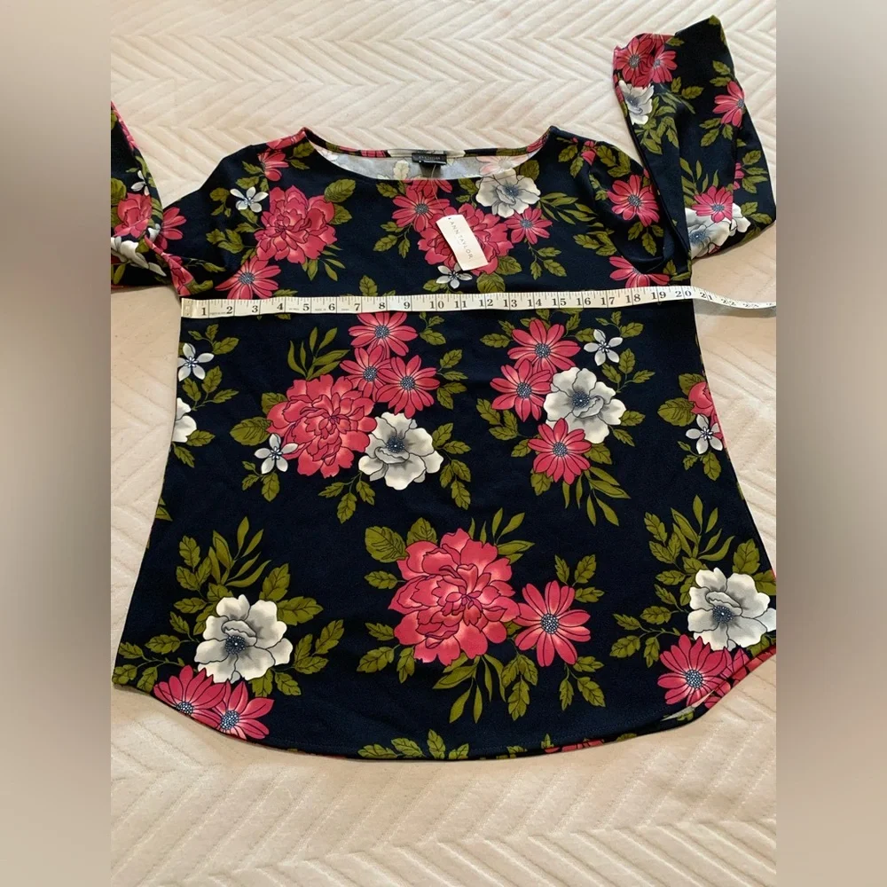 NWT Ann Taylor Factory 3/4 Sleeve Floral Blouse Size‎ Large Elegant Feminine